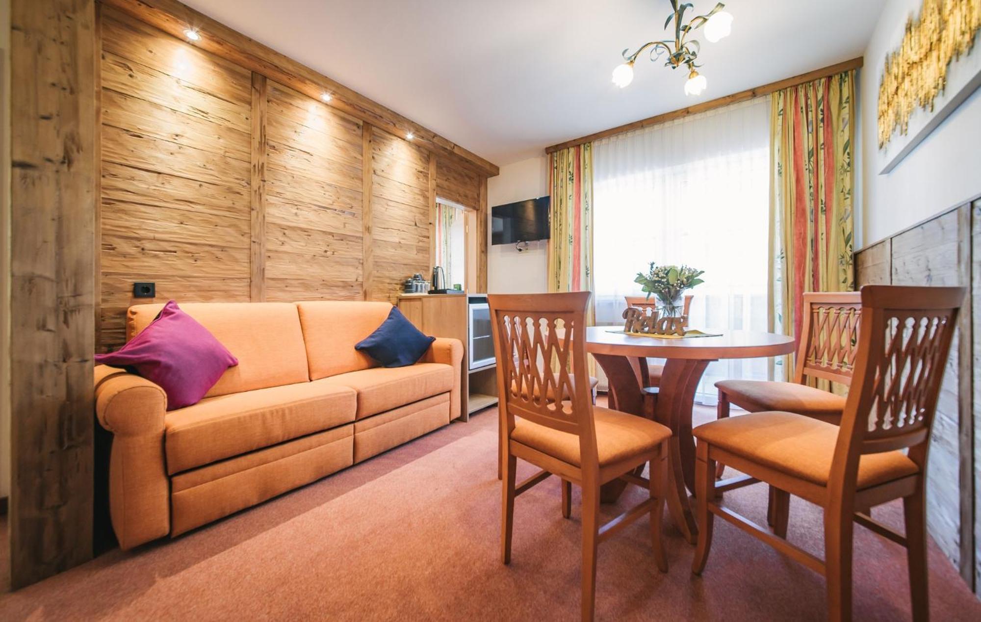 Arlen Lodge Hotel Inkl Premium Karte Im Sommer Sankt Anton am Arlberg Exterior foto