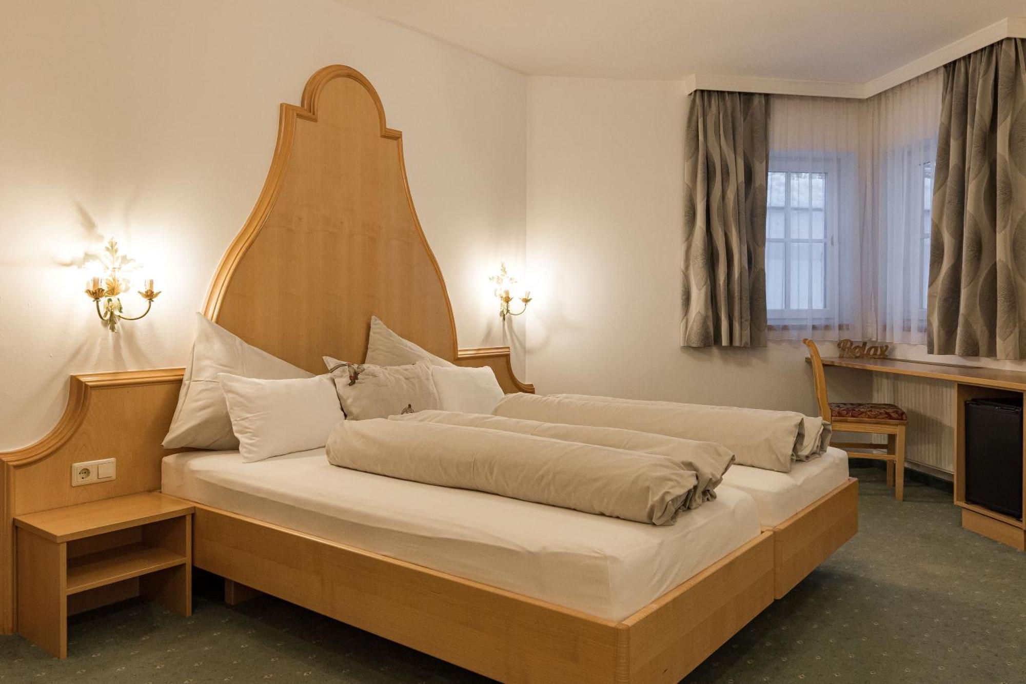 Arlen Lodge Hotel Inkl Premium Karte Im Sommer Sankt Anton am Arlberg Exterior foto